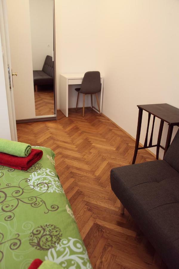Writer'S Place Hotel Ljubljana Ngoại thất bức ảnh